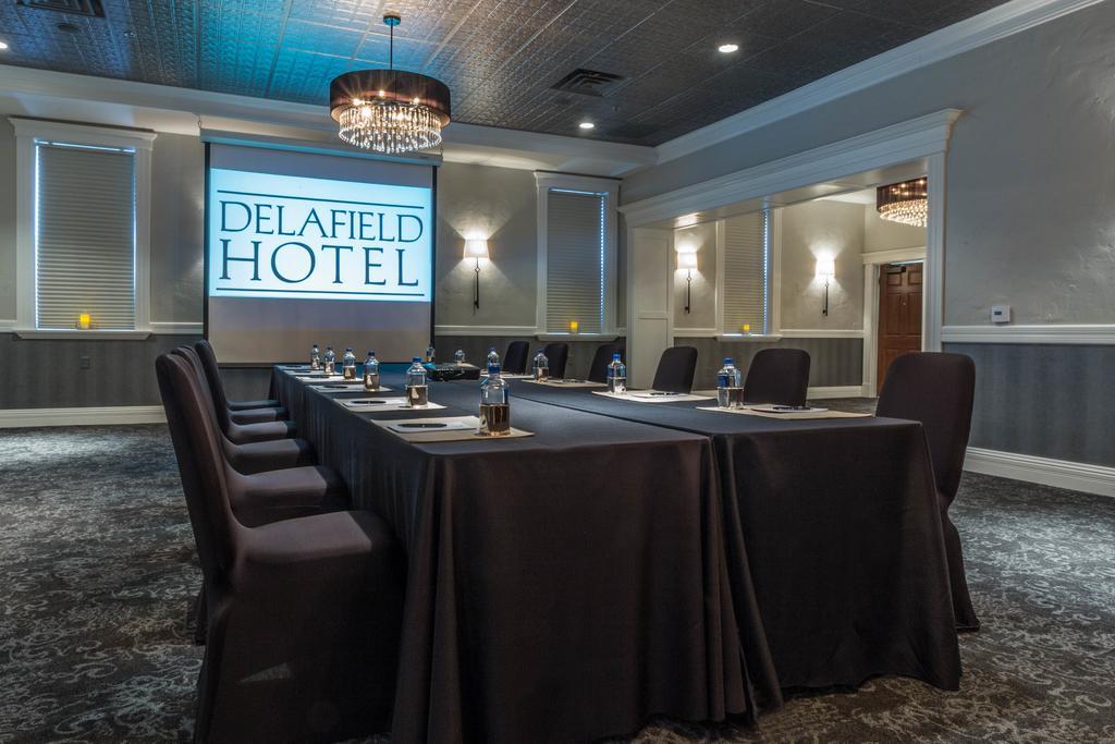 The Delafield Hotel Экстерьер фото